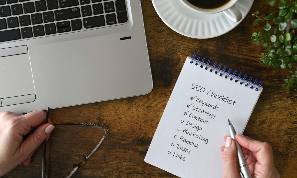 SEO Checklist image with keywords like strategy, content, design, marketing, ranking, index, and links.
