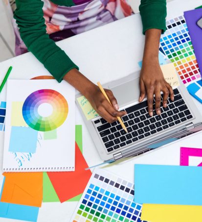 Graphic designer on fiverr sets up for design project for small business management.